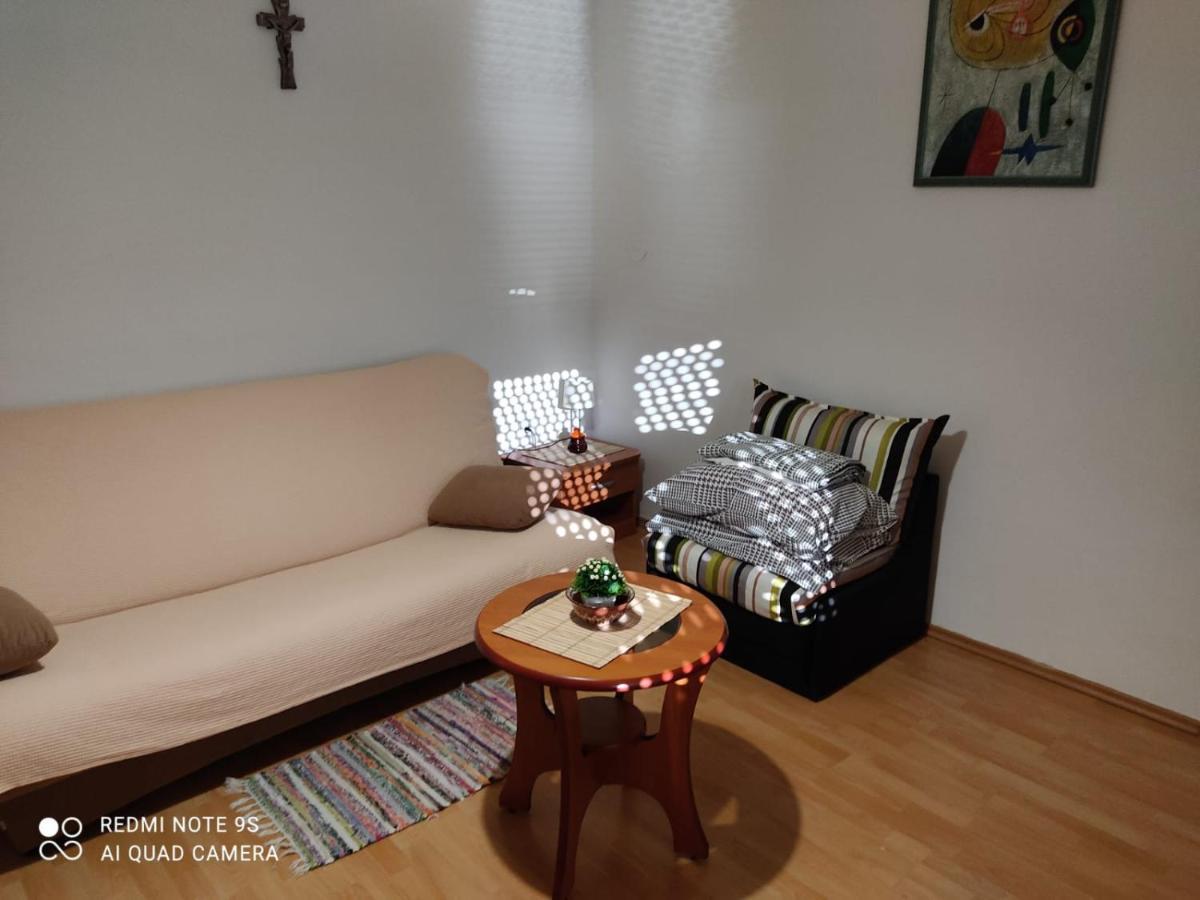 Apartmani Iva Sveti Juraj Exteriör bild