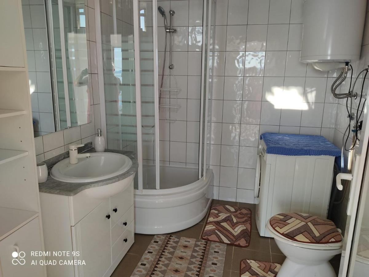 Apartmani Iva Sveti Juraj Exteriör bild