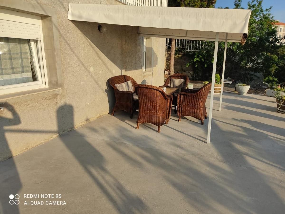 Apartmani Iva Sveti Juraj Exteriör bild